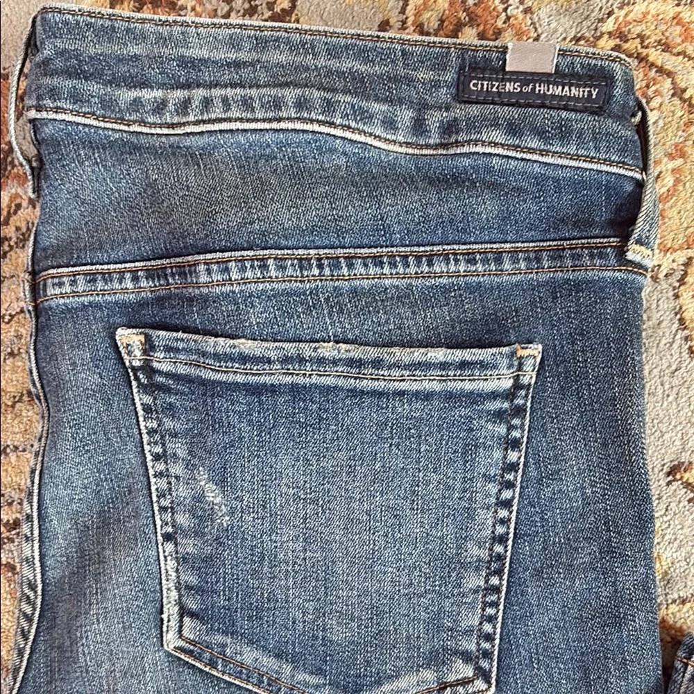 Citizens Of Humanity racer skinny low rise with distressed detailing. - Picture 4 of 8